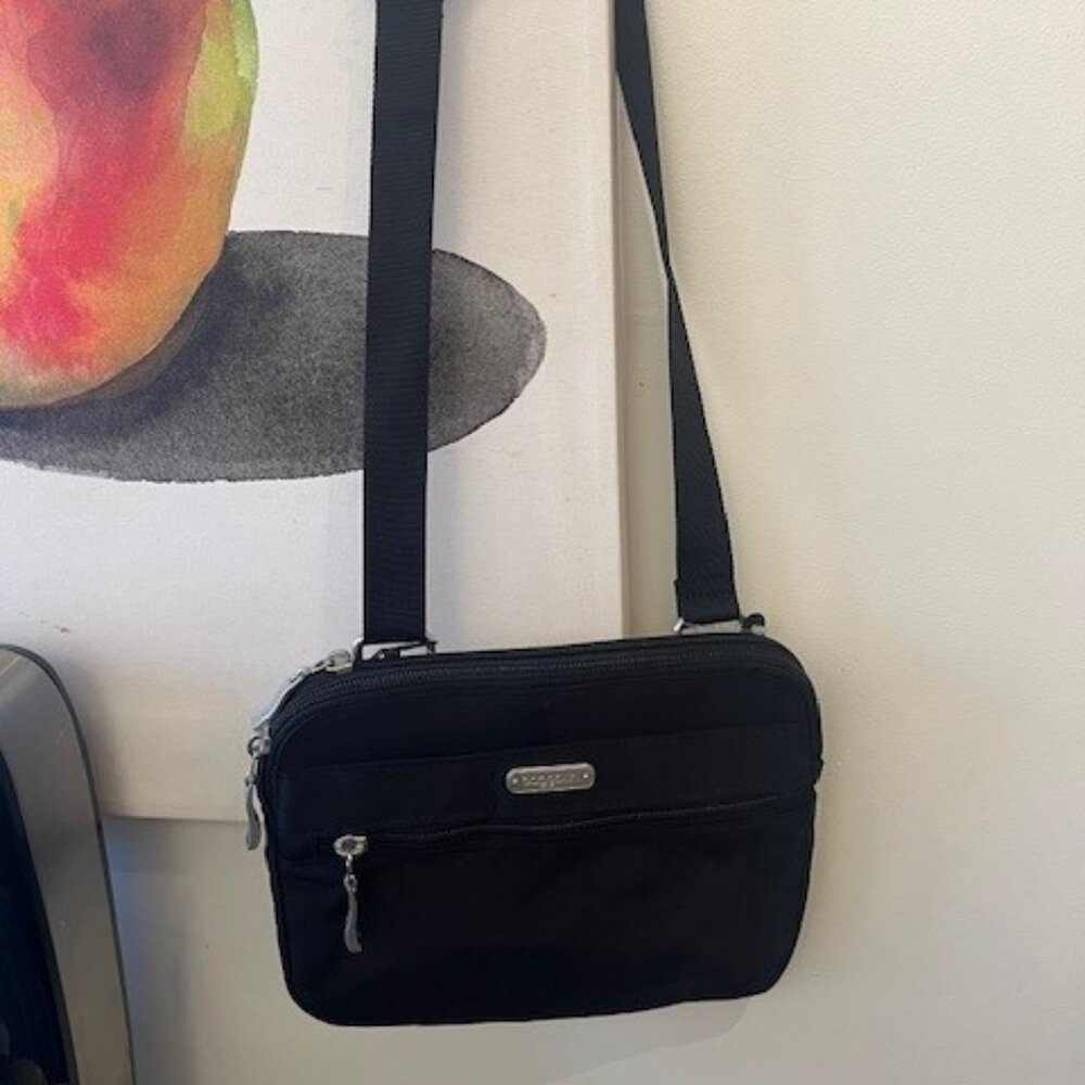 Baggallini Double Zip Medium Crossbody